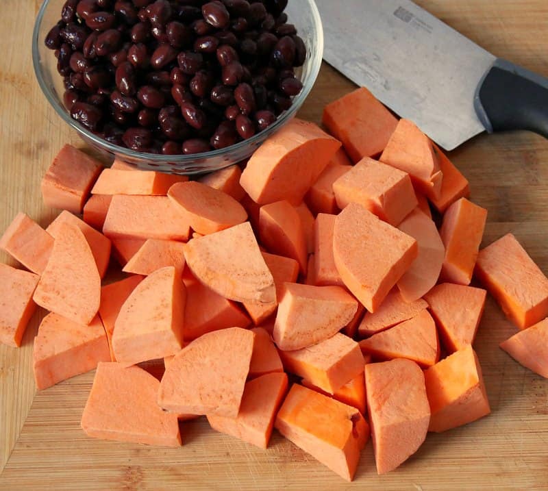 black-beans-and-sweet-potato-chili