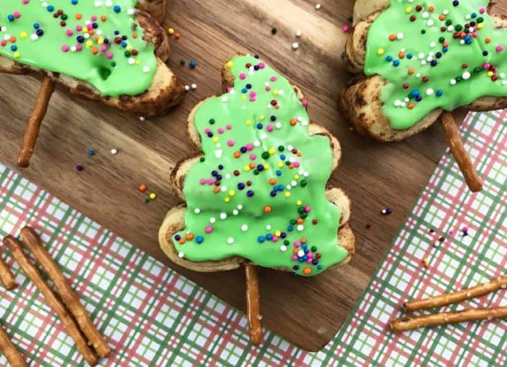 Cinnamon Roll Christmas Trees