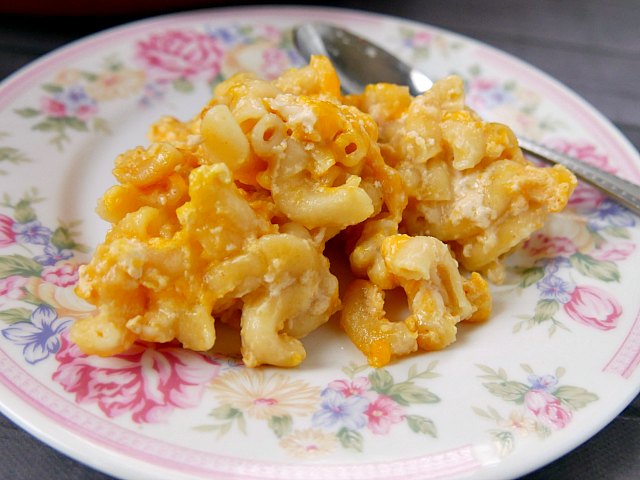 Crock Pot Mac and Cheese