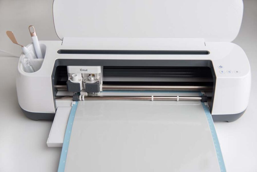 Cricut maker with mat 