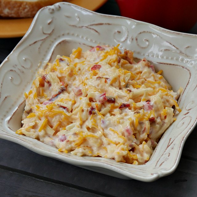 Easy Pimento Cheese Spread Recipe