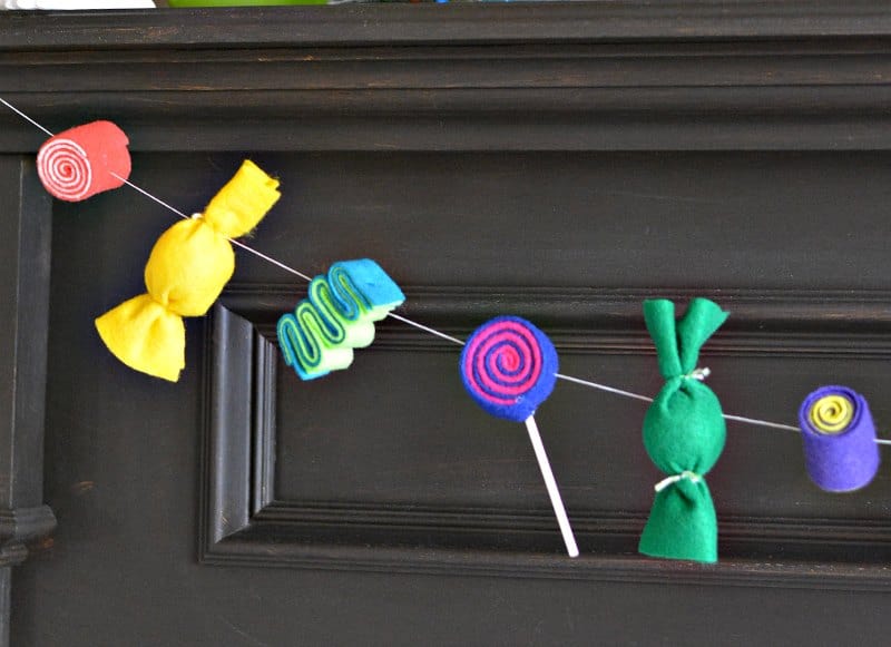 felt-candy-decorations