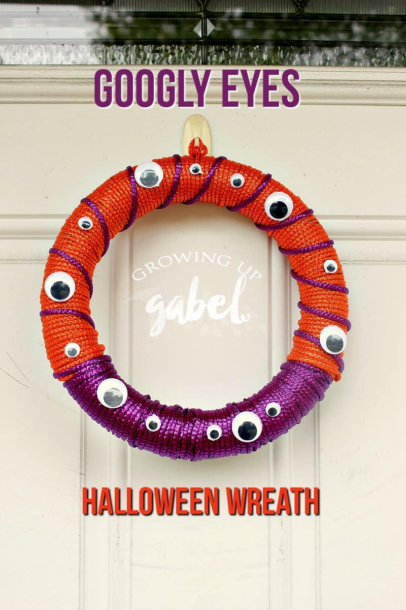 Make a cute googly eyes craft with this easy DIY Halloween wreath idea for your front door! 