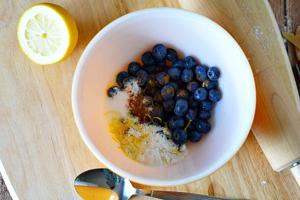 how to make blueberry pie filling with lemon 