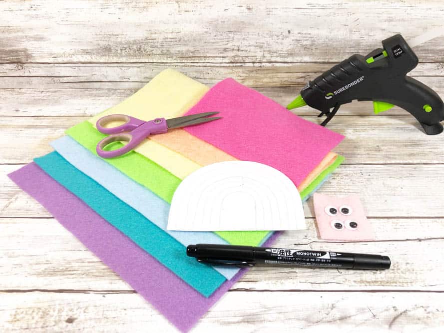 craft supplies to make felt rainbows