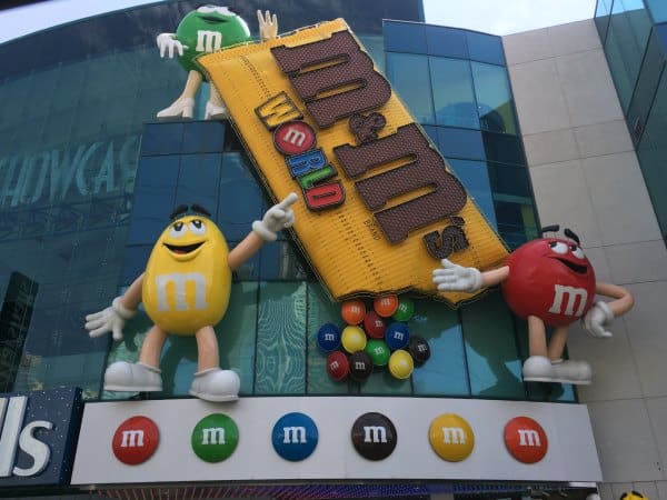 M&M'S World Las Vegas is a family-friendly attraction right on the Strip! See a movie, make personalized M&M'S and more! Check out our favorite things to do at M&M'S World Store - besides shop! 