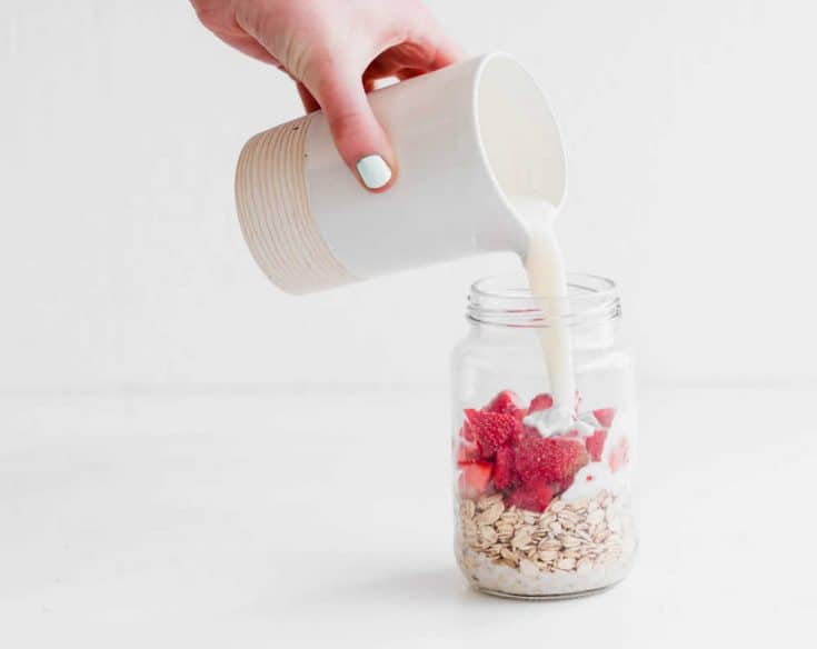 Strawberry Overnight Oats