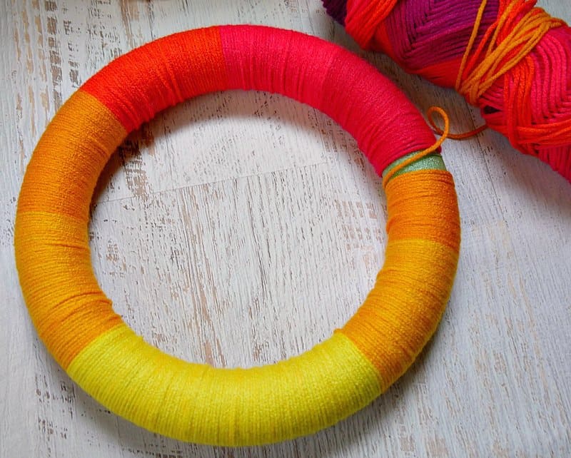 Self striping worsted yarn on a yarn wreath