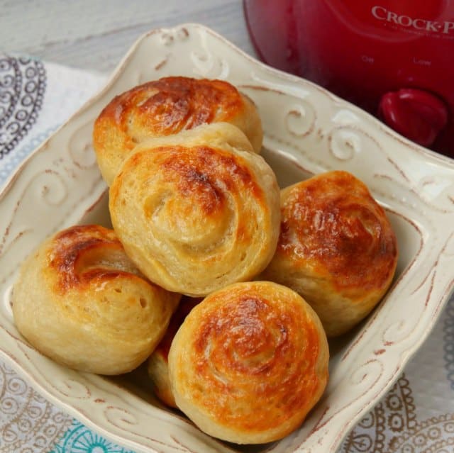 Slow Cooker Bread Rolls