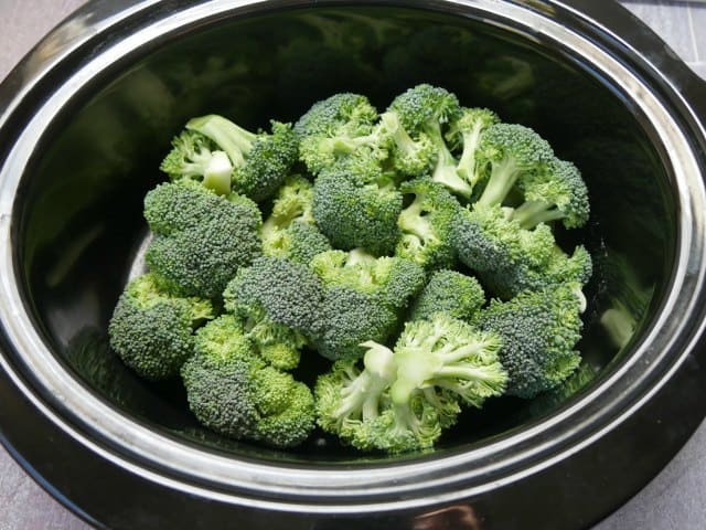 Slow Cooker Broccoli Soup