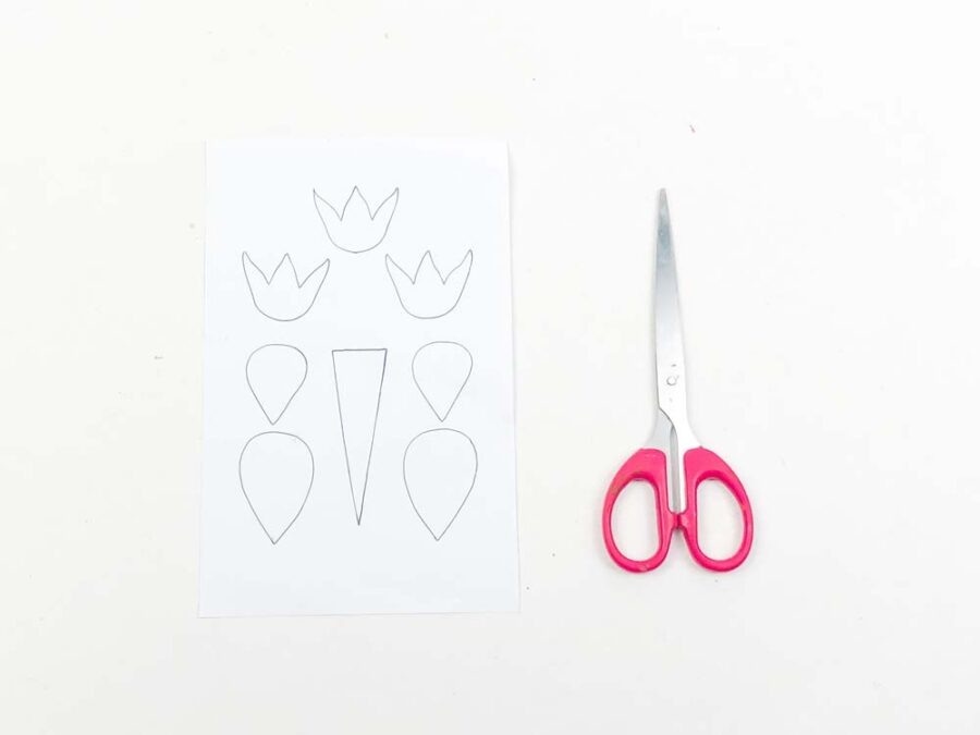 Scissors next to unicorn template