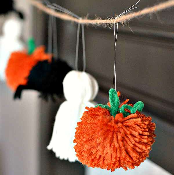 Yarn Halloween Garland