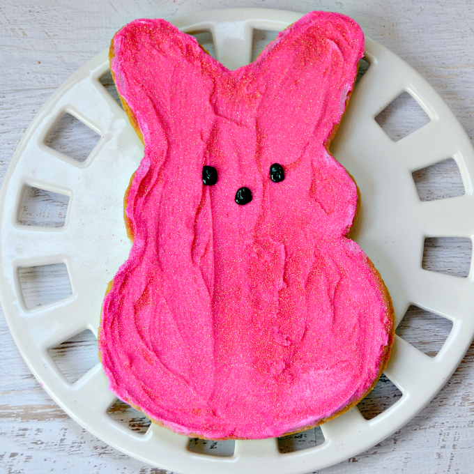 Adorable Peeps Cookie Cake