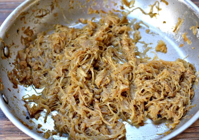 Need a delicious pot luck recipe? Look no further than this homemade potato chip dip. Made with sour cream, caramelized onions and bacon, you'll always bring home an empty dish. 